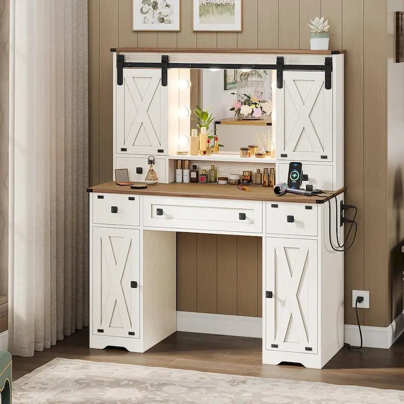 Coiffeuse avec miroir et ampoules